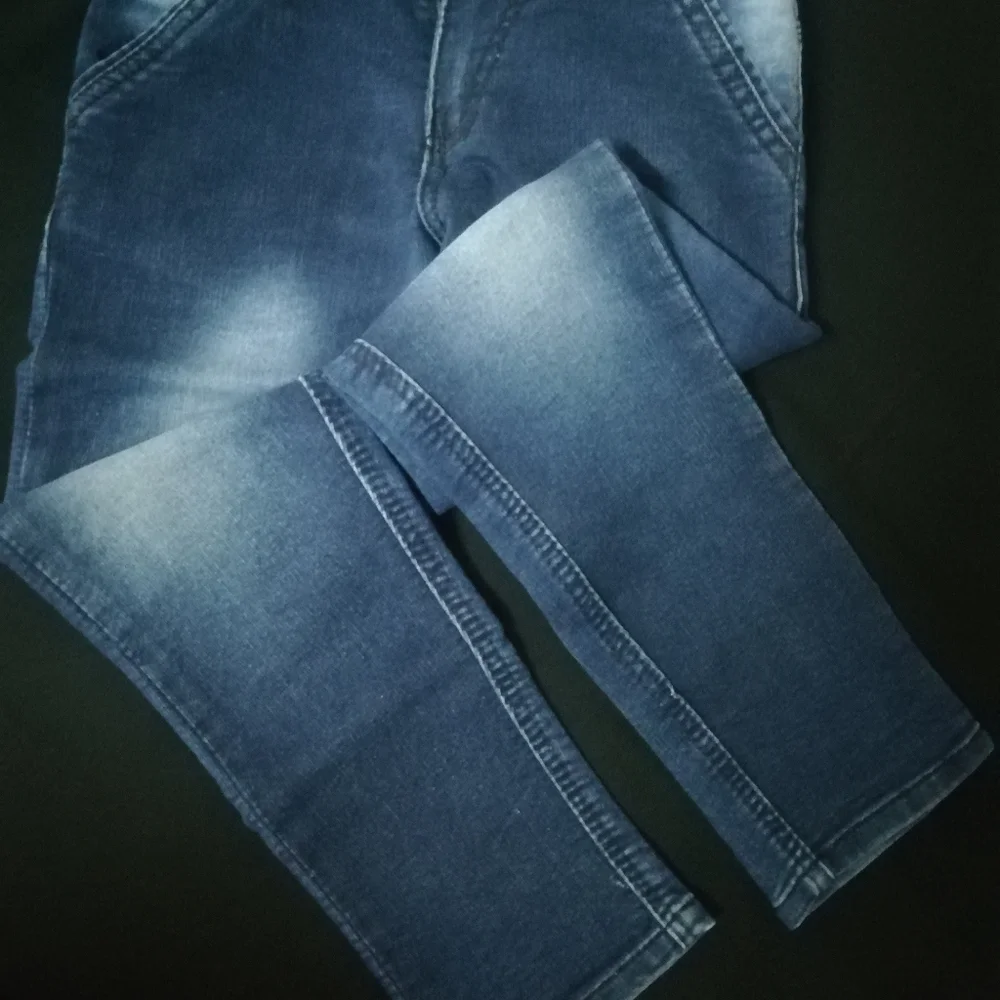 Dark blue jeans - Picture 1 of 2